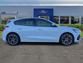 Used Ford Focus 2022 for sale - 76960850: Photo