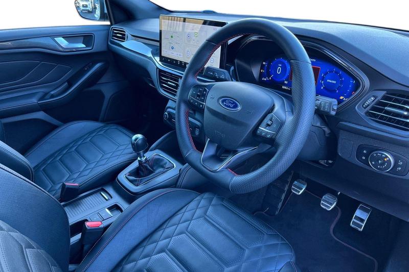 Used Ford Focus 2022 for sale - 76960850: Photo 9