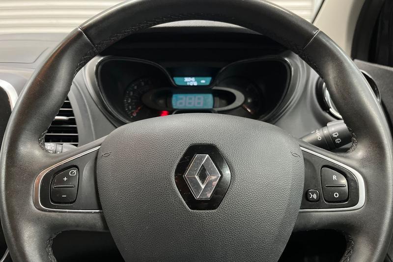 Used Renault Captur 2018 for sale - 76162111: Photo 12