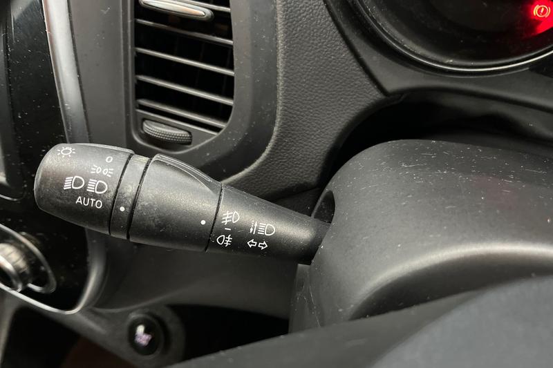 Used Renault Captur 2018 for sale - 76162111: Photo 14