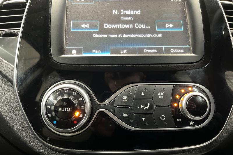 Used Renault Captur 2018 for sale - 76162111: Photo 34