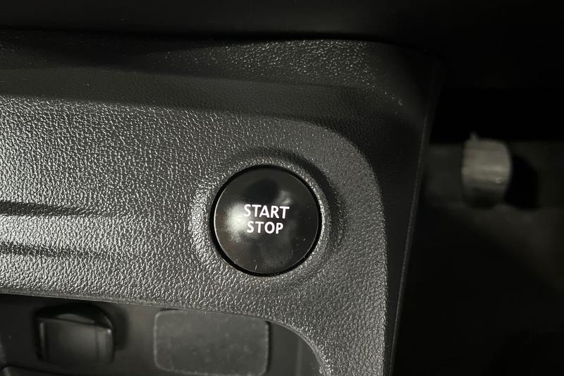 Used Renault Captur 2018 for sale - 76162111: Photo 35