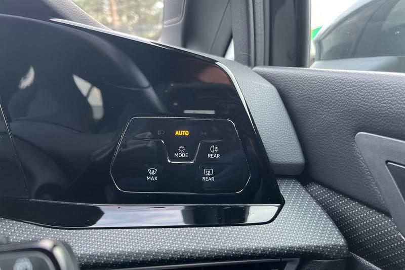 Used Volkswagen Golf 2022 for sale - 77036923: Photo 26