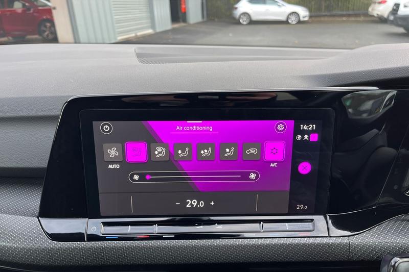 Used Volkswagen Golf 2022 for sale - 77036923: Photo 33