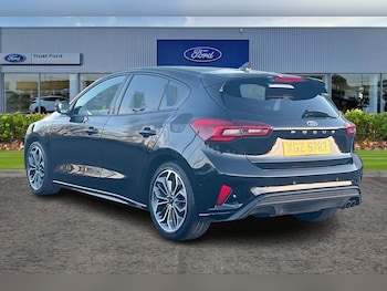Used Ford Focus 2022 for sale - 76887996: Photo