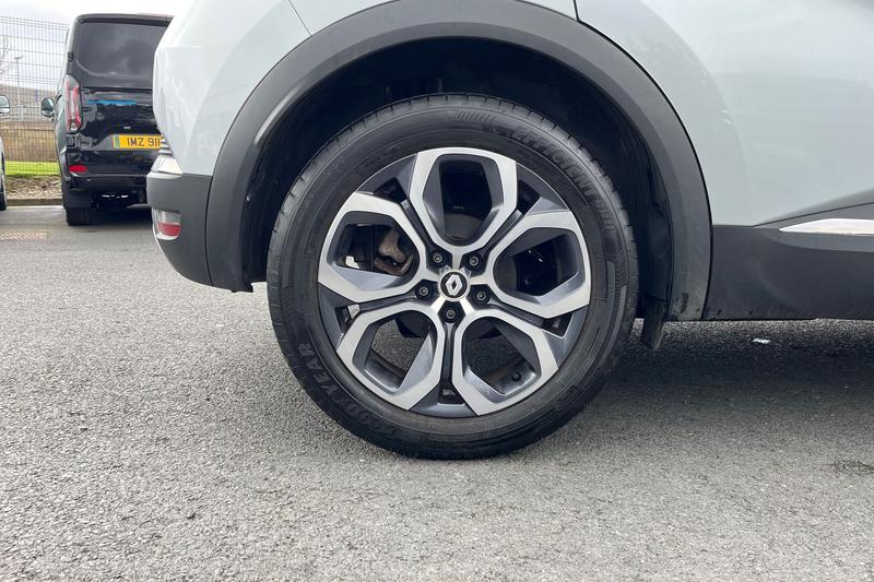 Used Renault Captur 2023 for sale - 77804496: Photo 8