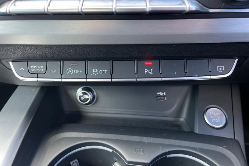 Used Audi A4 2019 for sale - 78067560: Photo 32