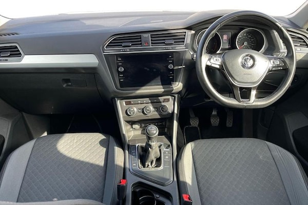 Used Volkswagen Tiguan 2018 for sale - 76104794: Photo 10