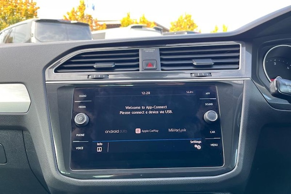 Used Volkswagen Tiguan 2018 for sale - 76104794: Photo 30