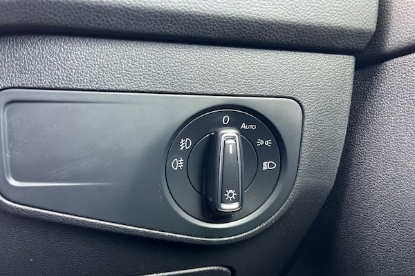 Used Volkswagen Tiguan 2018 for sale - 76104794: Photo 35