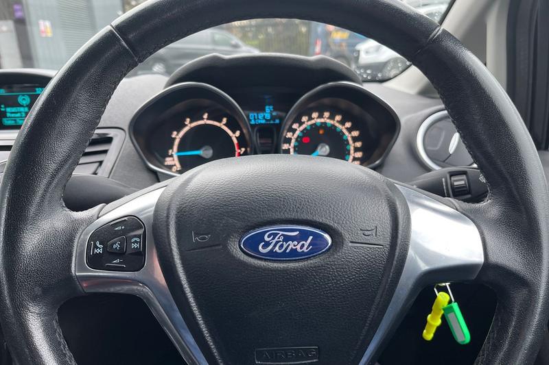 Used Ford Fiesta 2015 for sale - 77282634: Photo 12