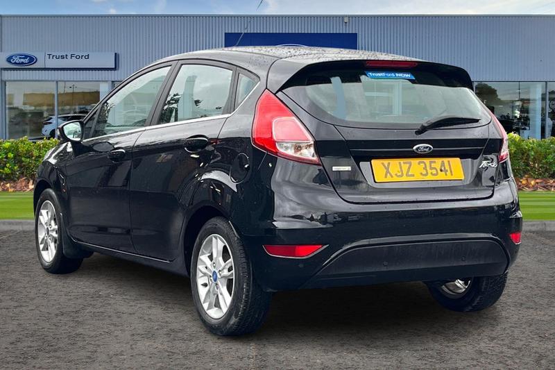 Used Ford Fiesta 2015 for sale - 77282634: Photo 2