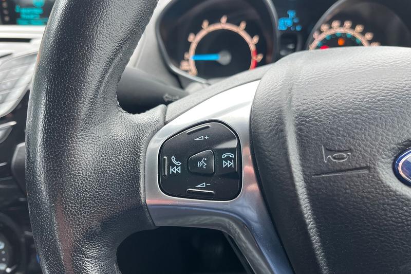 Used Ford Fiesta 2015 for sale - 77282634: Photo 39