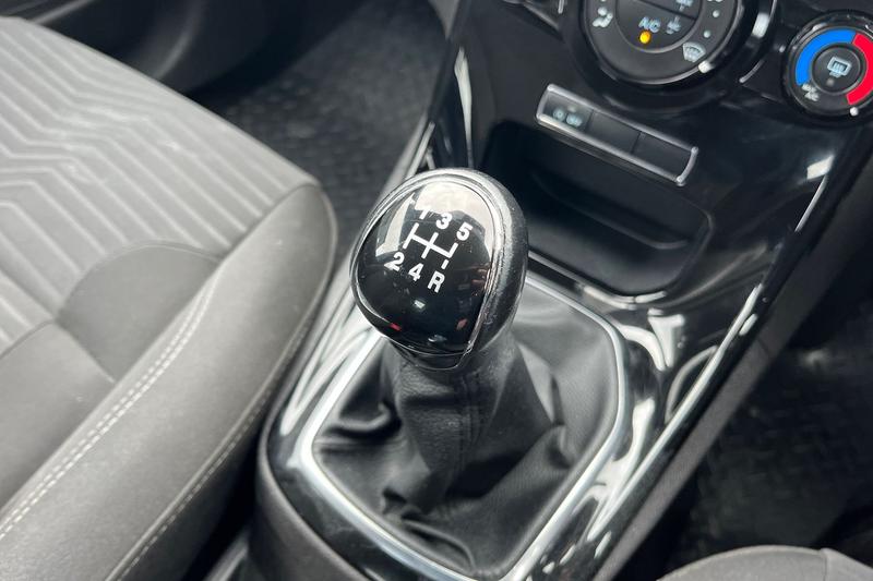 Used Ford Fiesta 2015 for sale - 77282634: Photo 40