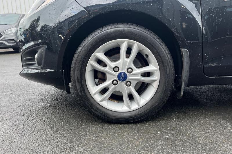 Used Ford Fiesta 2015 for sale - 77282634: Photo 8