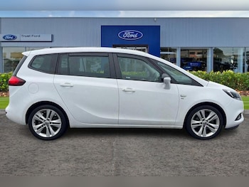 Used Vauxhall Zafira 2018 for sale - 76438480: Photo