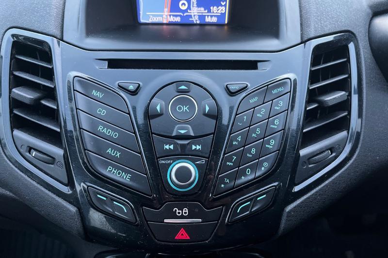 Used Ford Fiesta 2017 for sale - 76551753: Photo 35