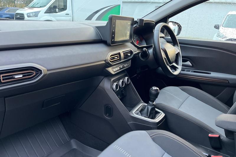 Used Dacia Sandero Stepway 2023 for sale - 77268767: Photo 18