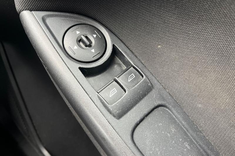 Used Ford Focus 2016 for sale - 77878219: Photo 16