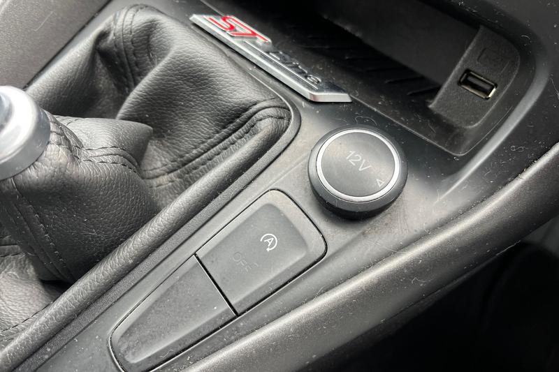 Used Ford Focus 2016 for sale - 77878219: Photo 32