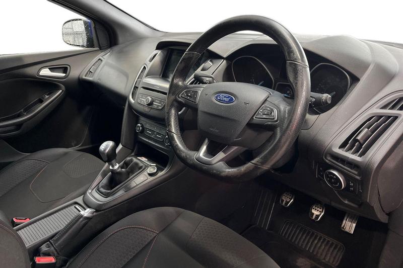 Used Ford Focus 2016 for sale - 77878219: Photo 9