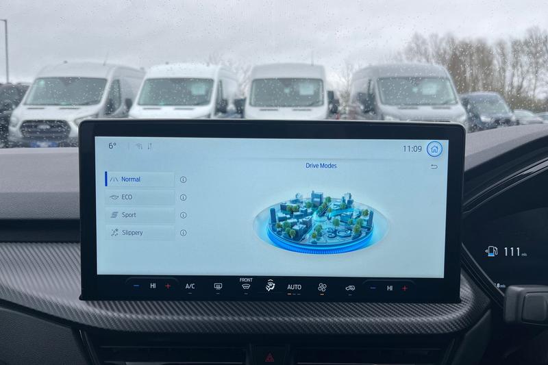 Used Ford Kuga 2025 for sale - 77918622: Photo 38