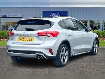 Used Ford Focus 2021 for sale - 79077047: Photo