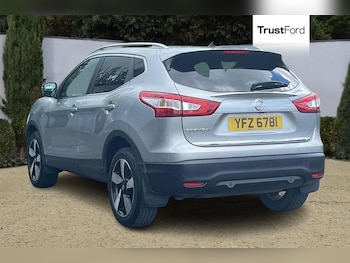 Used Nissan Qashqai 2015 for sale - 78779466: Photo