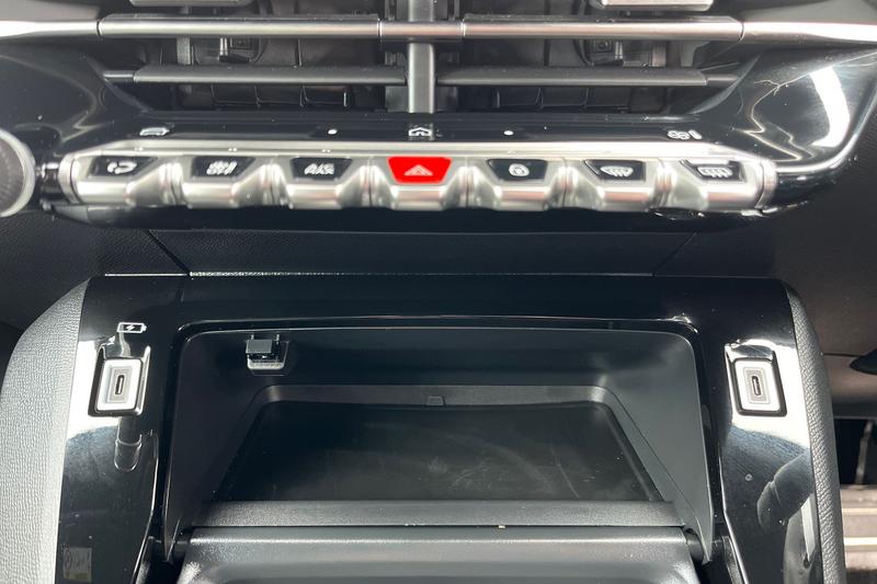 Used Peugeot 2008 2025 for sale - 77804486: Photo 40