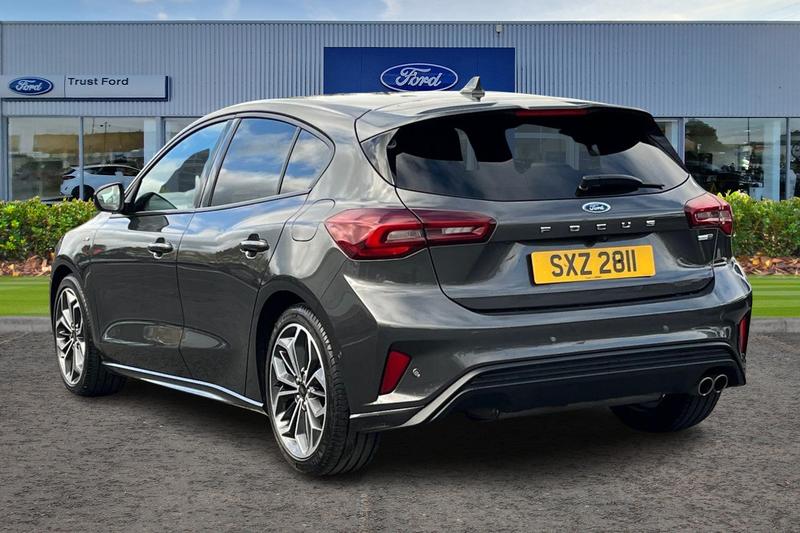 Used Ford Focus 2023 for sale - 76382081: Photo 2