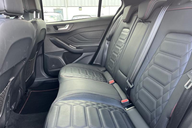 Used Ford Focus 2023 for sale - 76382081: Photo 20