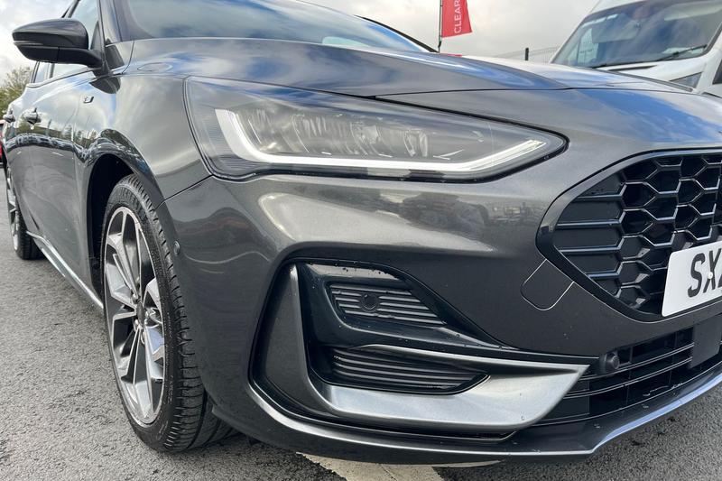 Used Ford Focus 2023 for sale - 76382081: Photo 25