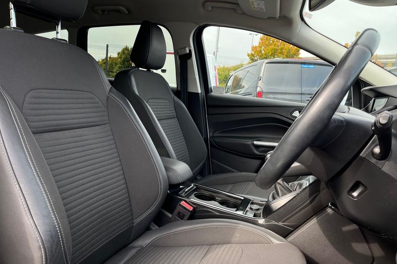 Used Ford Kuga 2017 for sale - 76400102: Photo 17