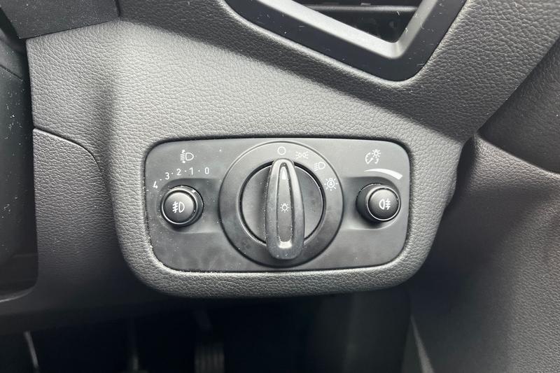 Used Ford Kuga 2017 for sale - 76400102: Photo 29