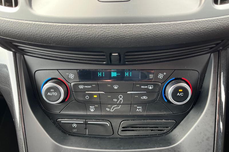 Used Ford Kuga 2017 for sale - 76400102: Photo 35