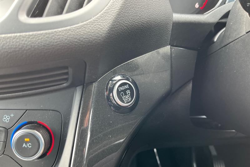 Used Ford Kuga 2017 for sale - 76400102: Photo 36