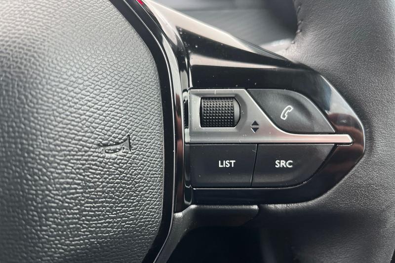 Used Peugeot 208 2023 for sale - 76819200: Photo 33