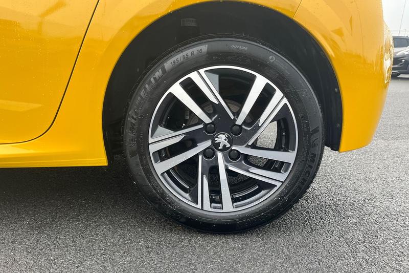 Used Peugeot 208 2023 for sale - 76819200: Photo 8