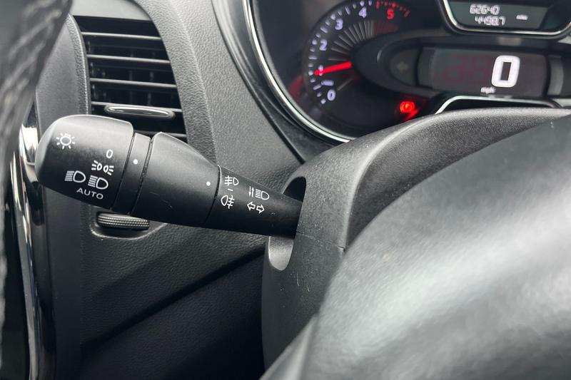 Used Renault Captur 2016 for sale - 76557406: Photo 14