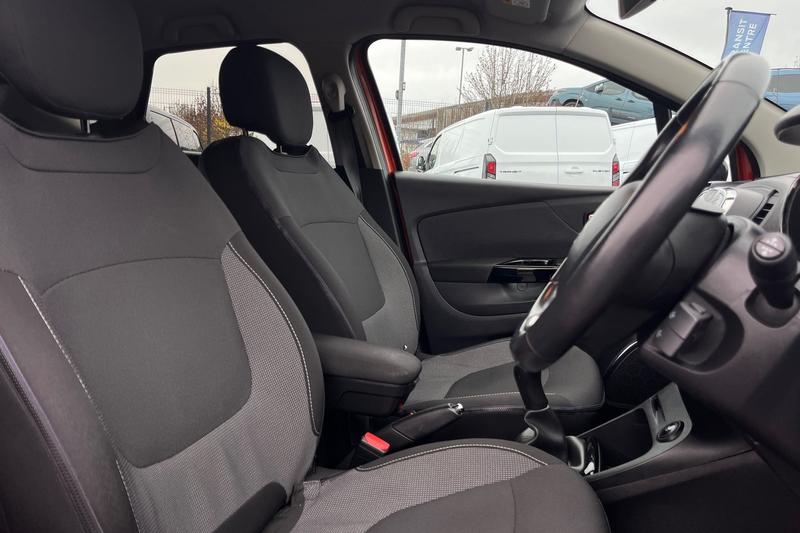 Used Renault Captur 2016 for sale - 76557406: Photo 17