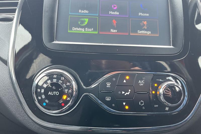 Used Renault Captur 2016 for sale - 76557406: Photo 36