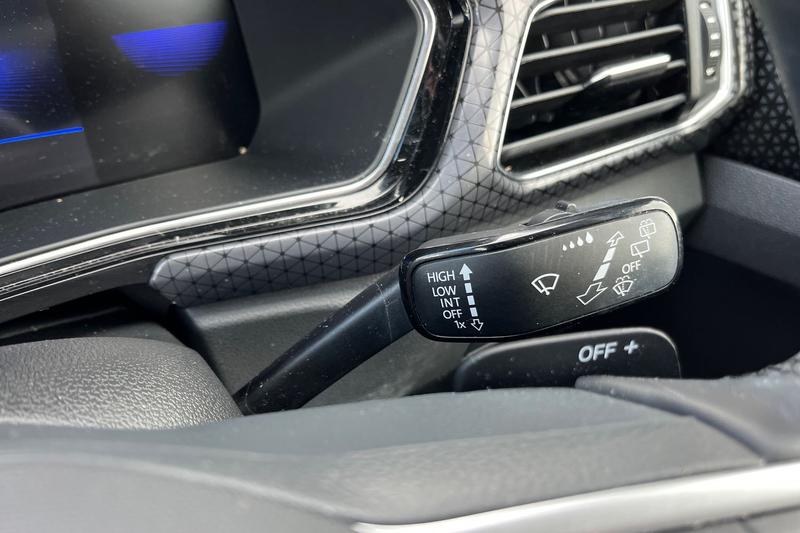 Used Volkswagen T-Cross 2023 for sale - 78102390: Photo 15