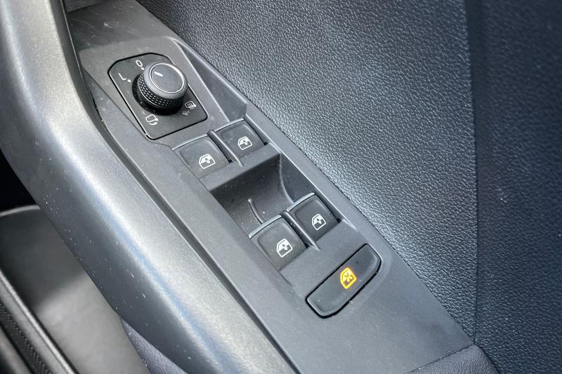 Used Volkswagen T-Cross 2023 for sale - 78102390: Photo 16