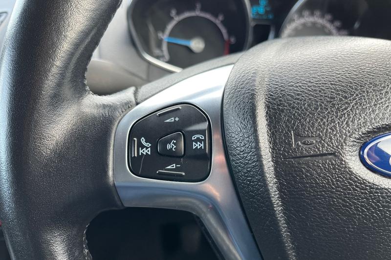 Used Ford Ecosport 2016 for sale - 76580781: Photo 39