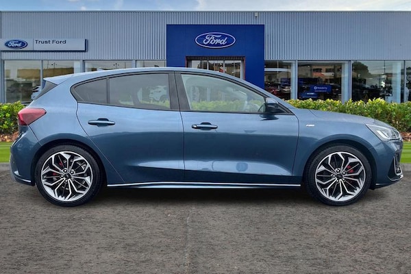 Used Ford Focus 2022 for sale - 76296782: Photo 3