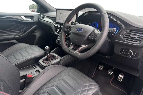 Used Ford Focus 2022 for sale - 76296782: Photo 9