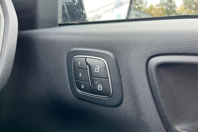 Used Ford Kuga 2024 for sale - 76458534: Photo 31