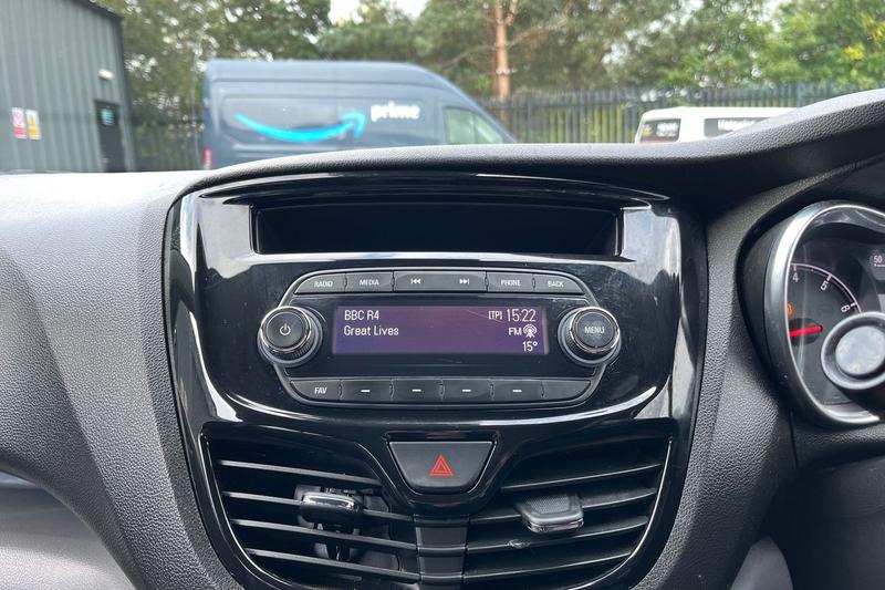 Used Vauxhall Viva 2016 for sale - 76196496: Photo 30