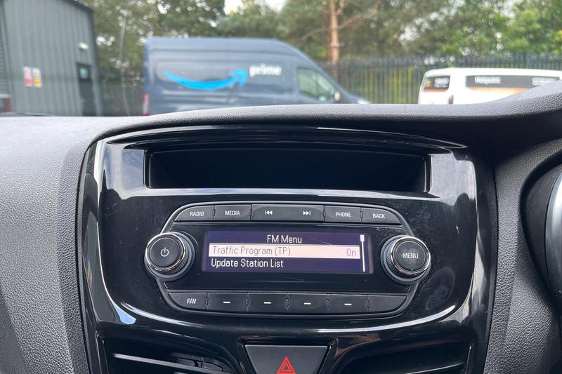 Used Vauxhall Viva 2016 for sale - 76196496: Photo 32