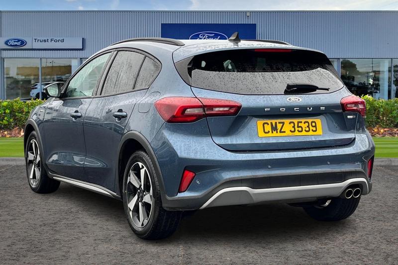 Used Ford Focus 2023 for sale - 78028635: Photo 2